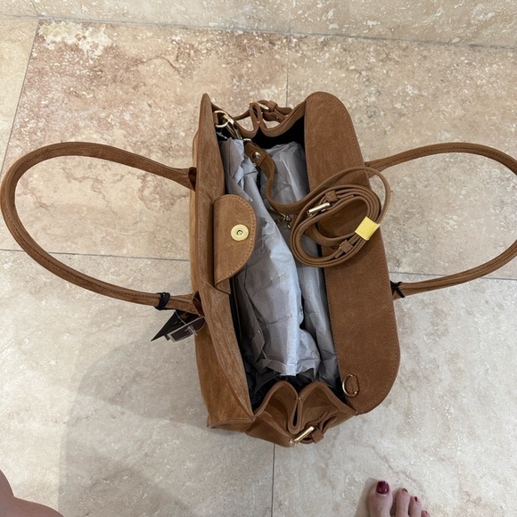 Claudia Firenze TikTok Viral
Suede Camel bag TjMaxx Marshalls - Picture 6 of 6